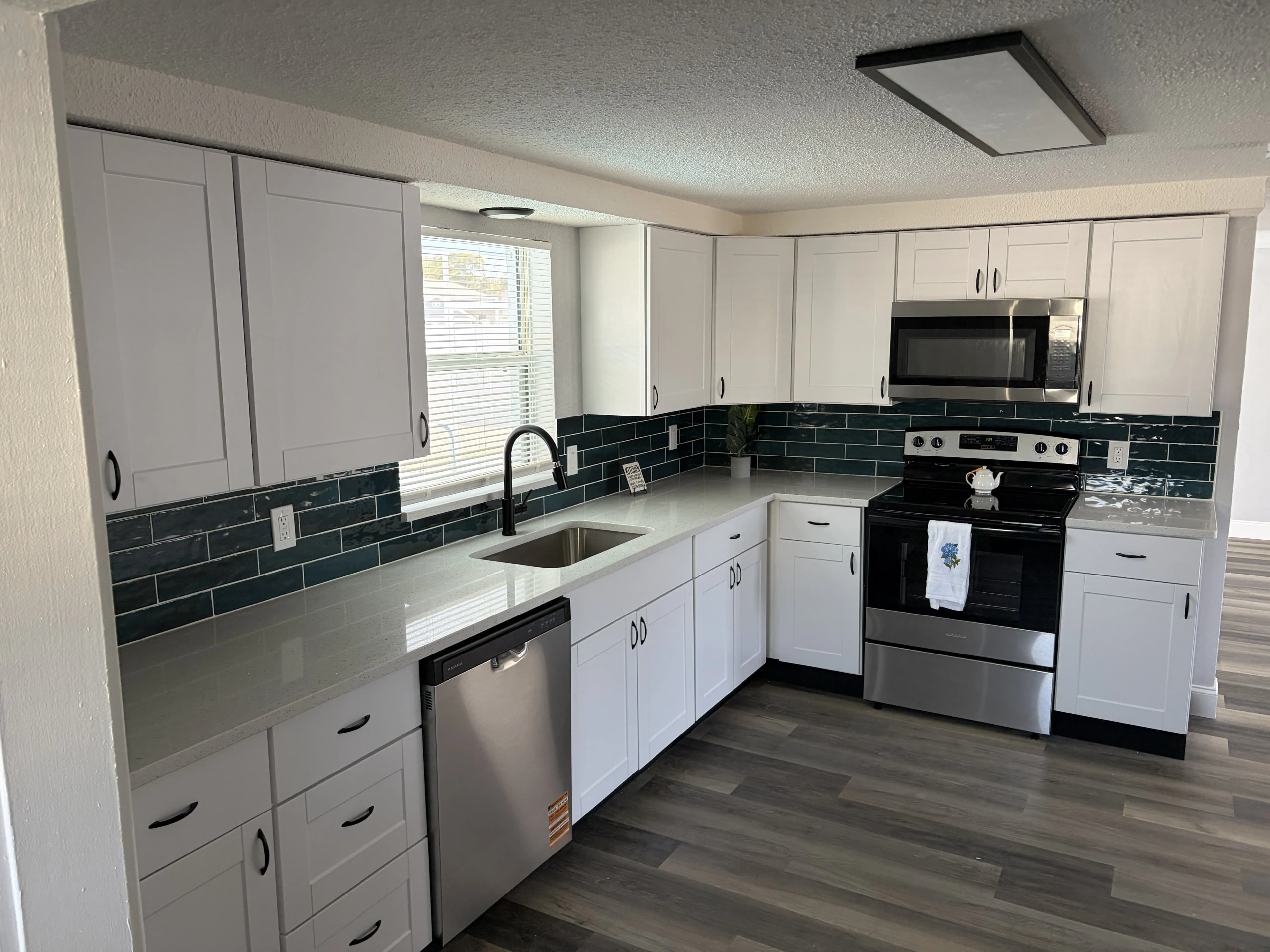 Modern quartz kitchen countertop